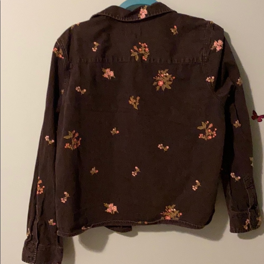 AE Embroidered Top - Picture 4 of 5